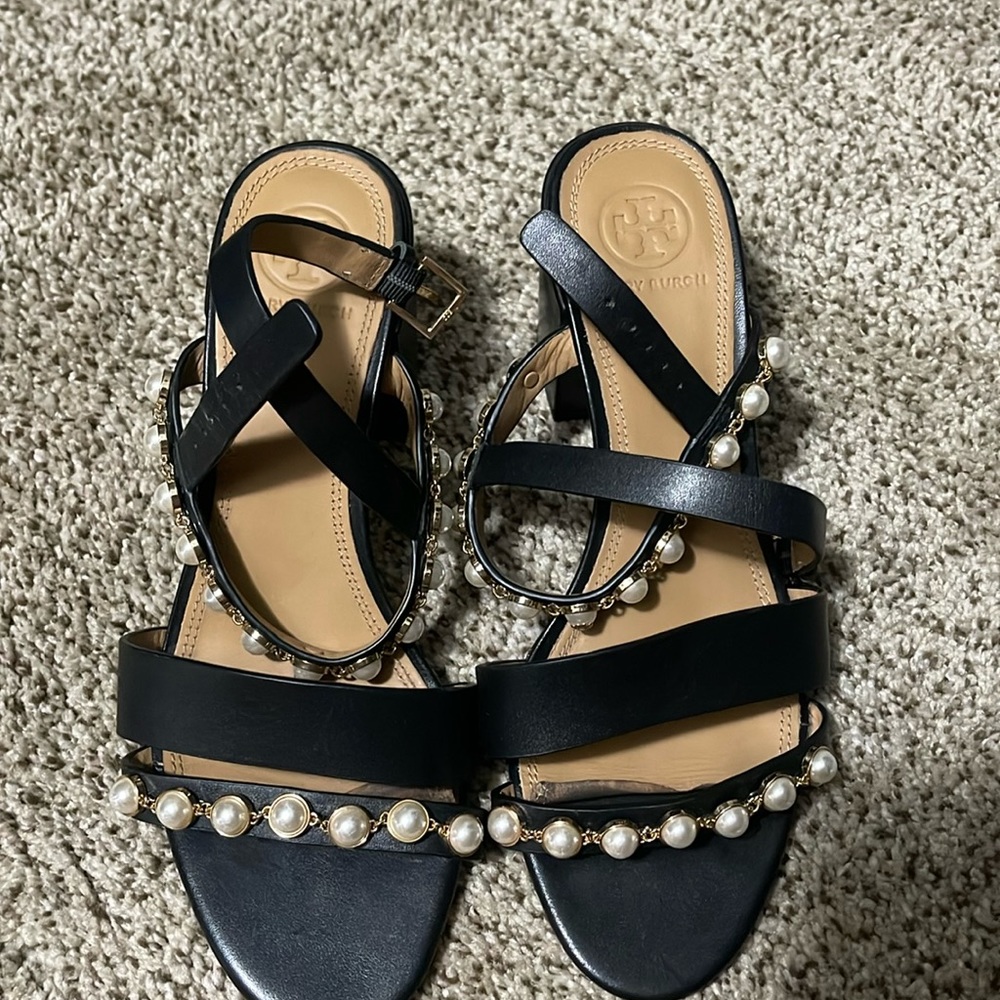 Tory birch pearl sandal